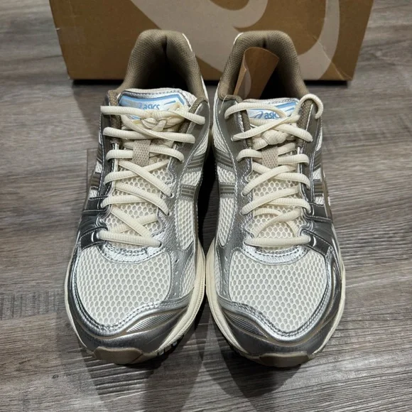 ASICS Gel-Kayano 14 Cream Pepper Athletic Running Sneakers - Picture 4 of 13